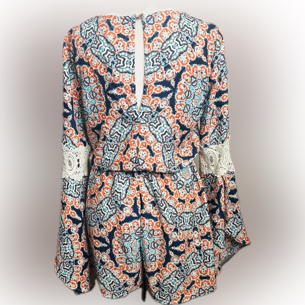 My Michelle SZ S Blue/orange boho bell sleeve romper w/lace accents/bust 36” - Picture 4 of 7